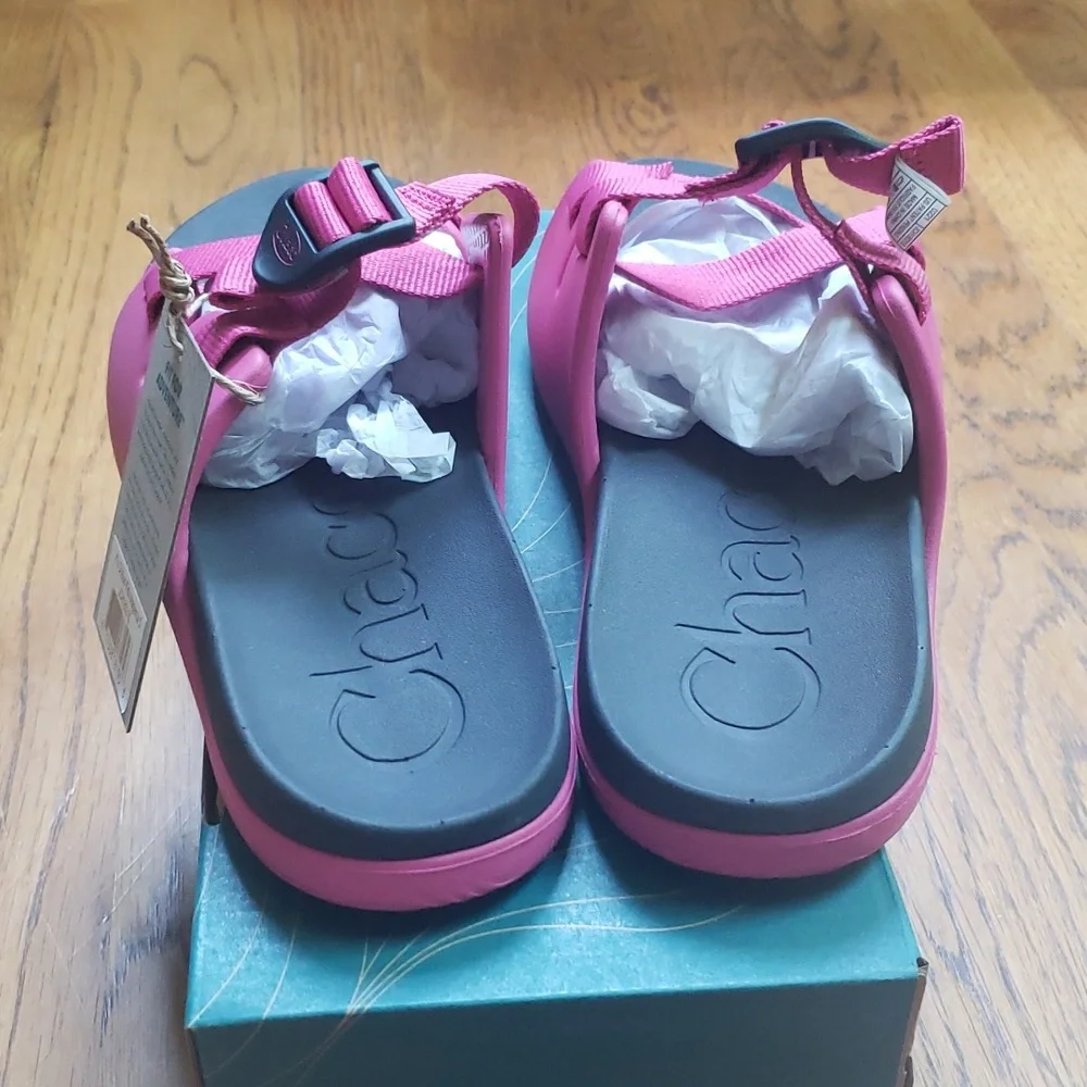 NIB Chaco Chillos Slide Sandal In Magenta Kids Size 5